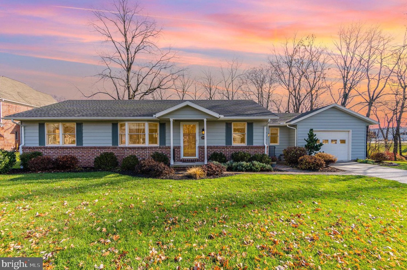 293 N 4th St, Gettysburg, PA 17325