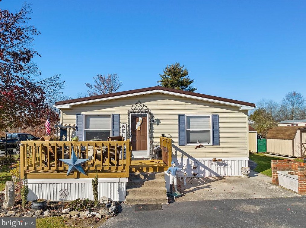 329 Benning Ave, Gettysburg, PA 17325-3215