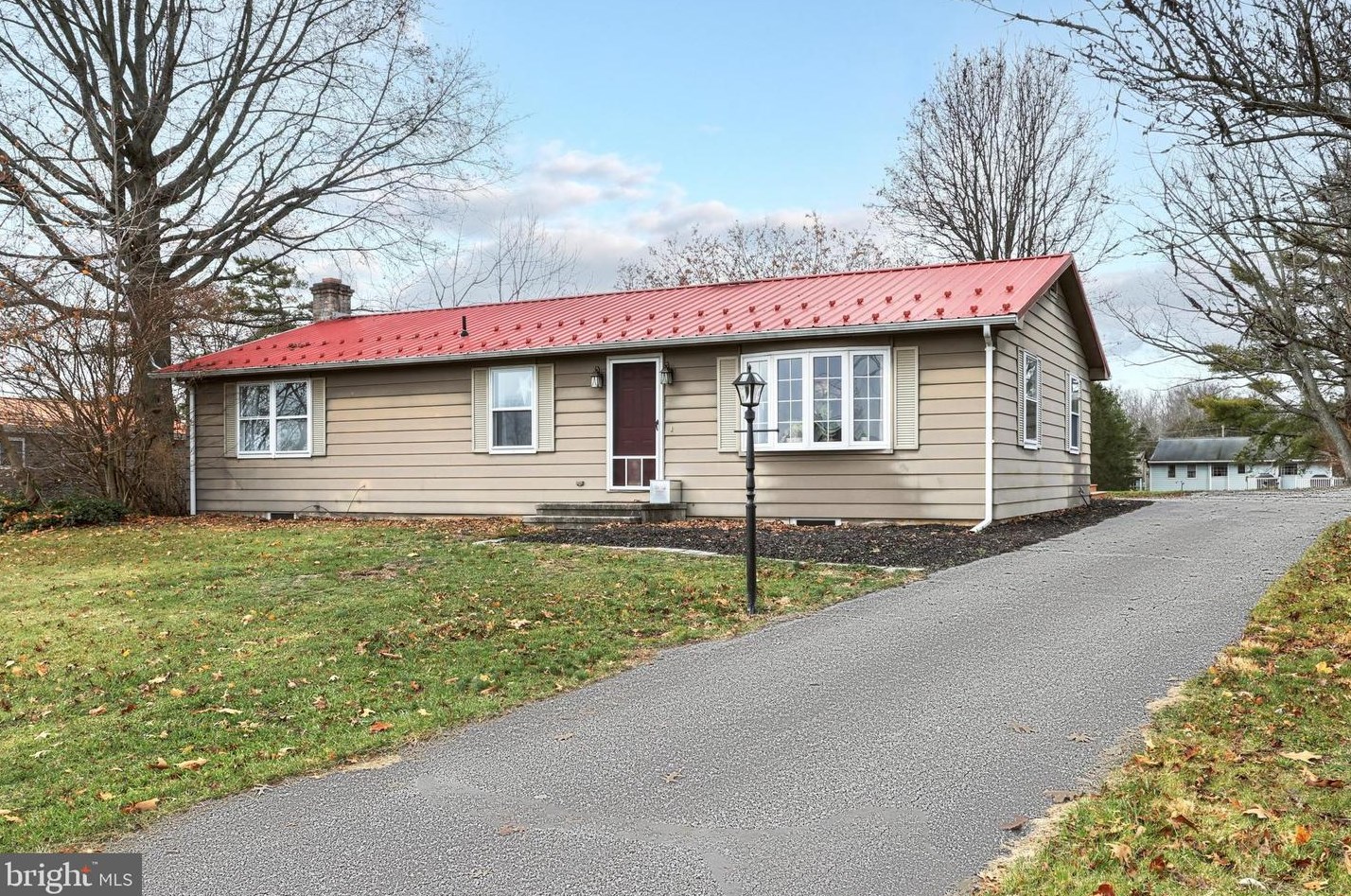 43 Heritage Dr, Gettysburg, PA 17325-8911
