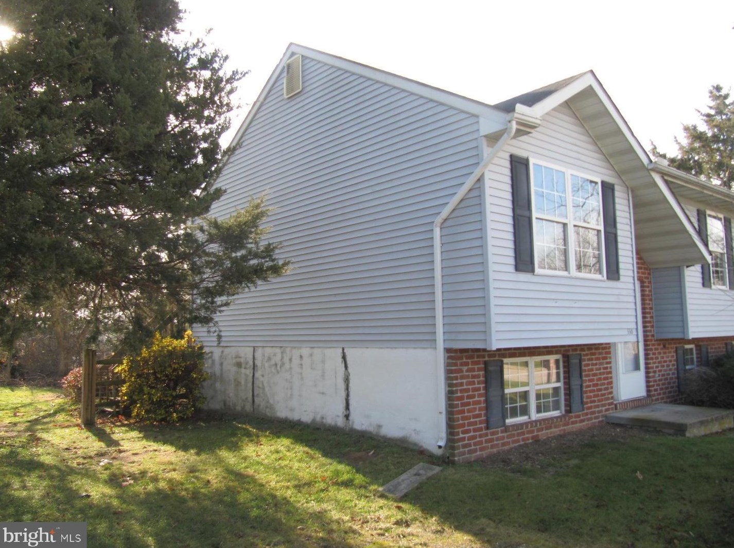 330 Mcsherry Woods Dr, Littlestown, PA 17340