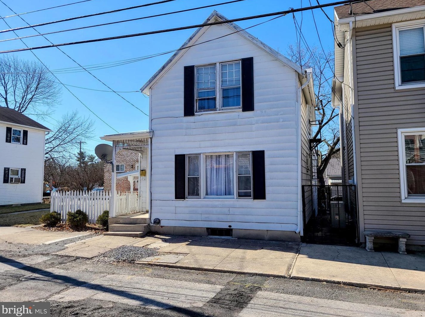 131 West St, Gettysburg PA  17325-2132 exterior