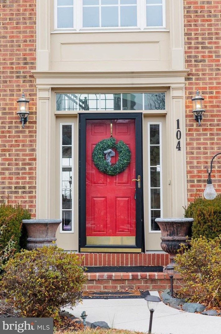 104 Fawn Hill Rd, Hanover, PA 17331