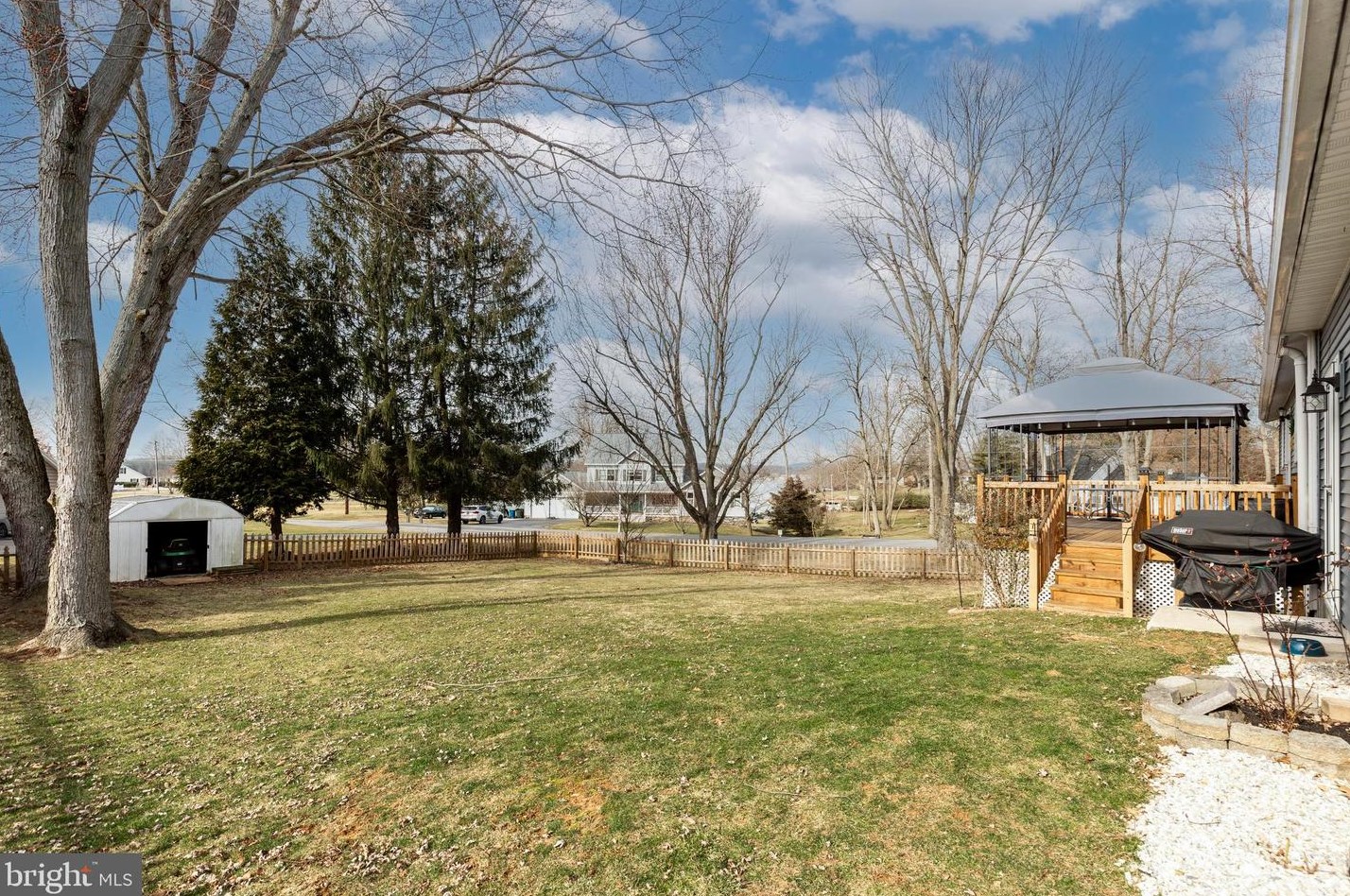 602 Lake Meade Dr, East Berlin PA  17316-9322 exterior