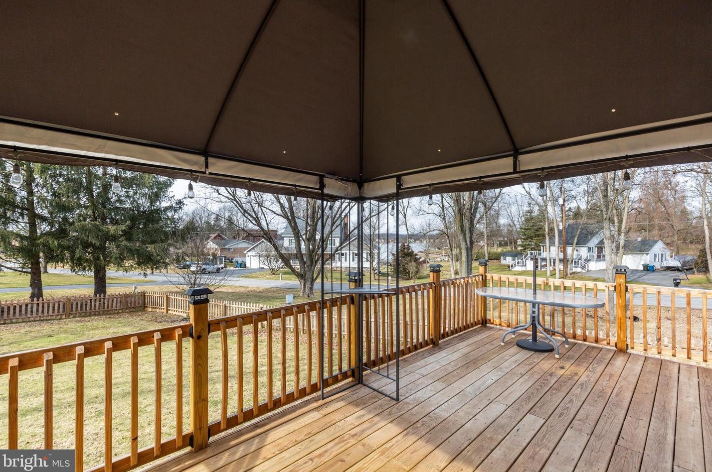 602 Lake Meade Dr, East Berlin PA  17316-9322 exterior