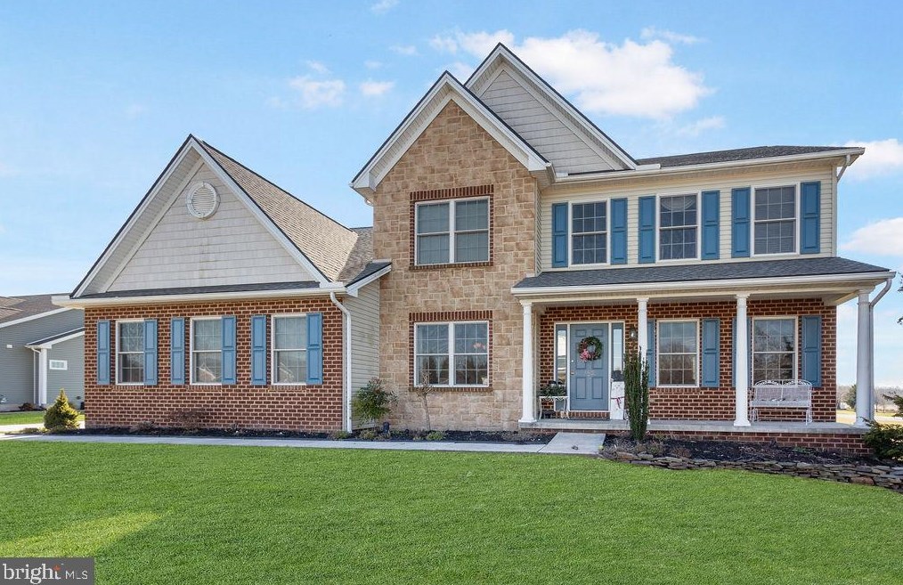 152 Sherry Ln, New Oxford, PA 17350