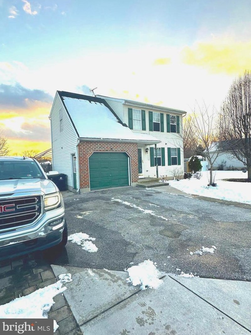 55 Abbotts Dr, Abbottstown, PA 17301