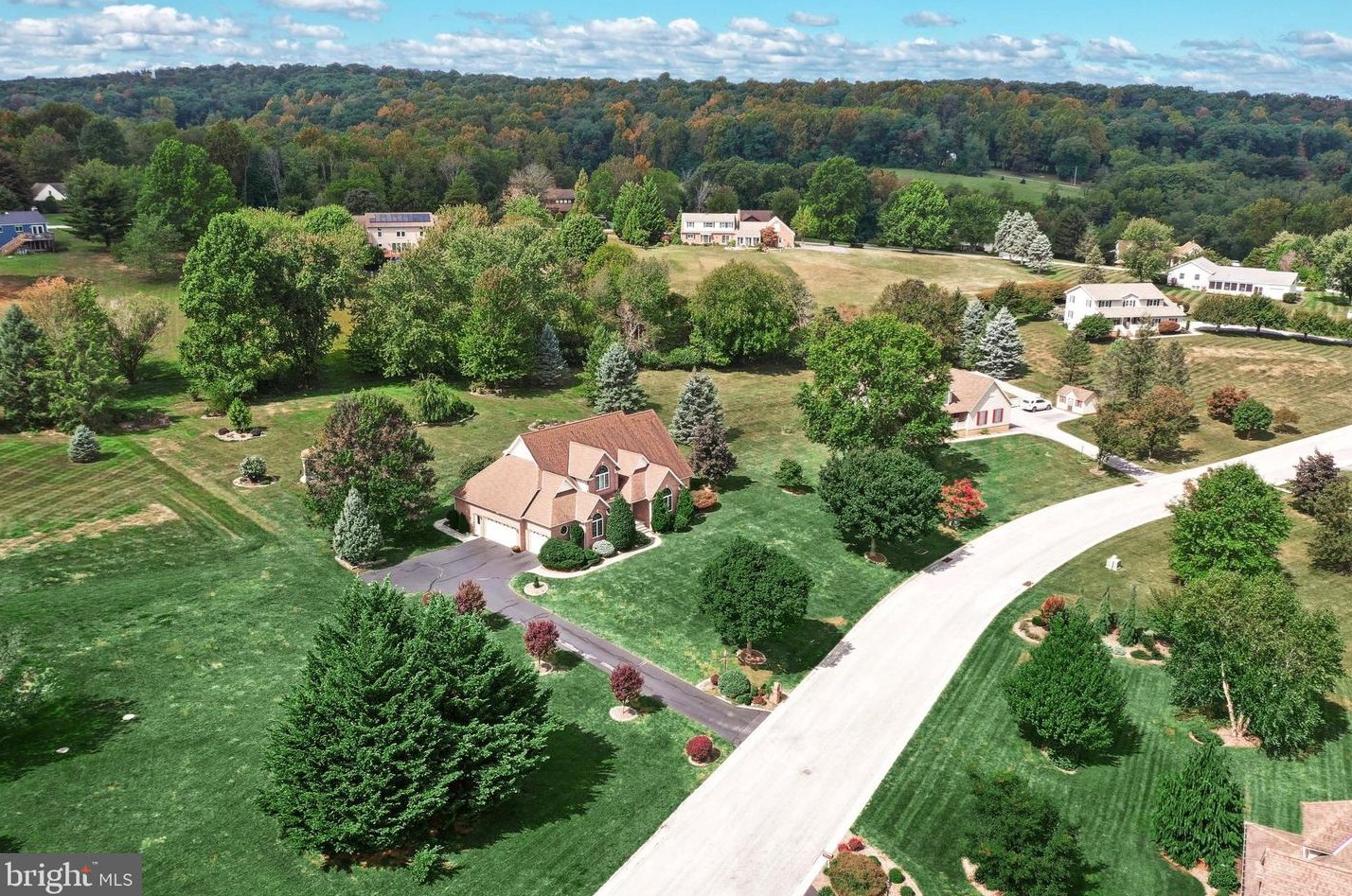 300 Orchard Dr, Hanover, PA 17331-8716