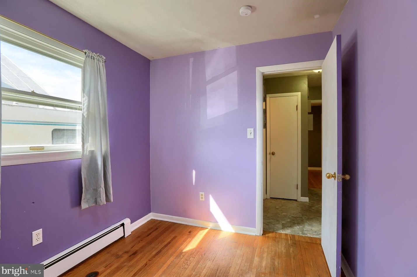 425 King St, Littlestown PA  17340-1619 exterior