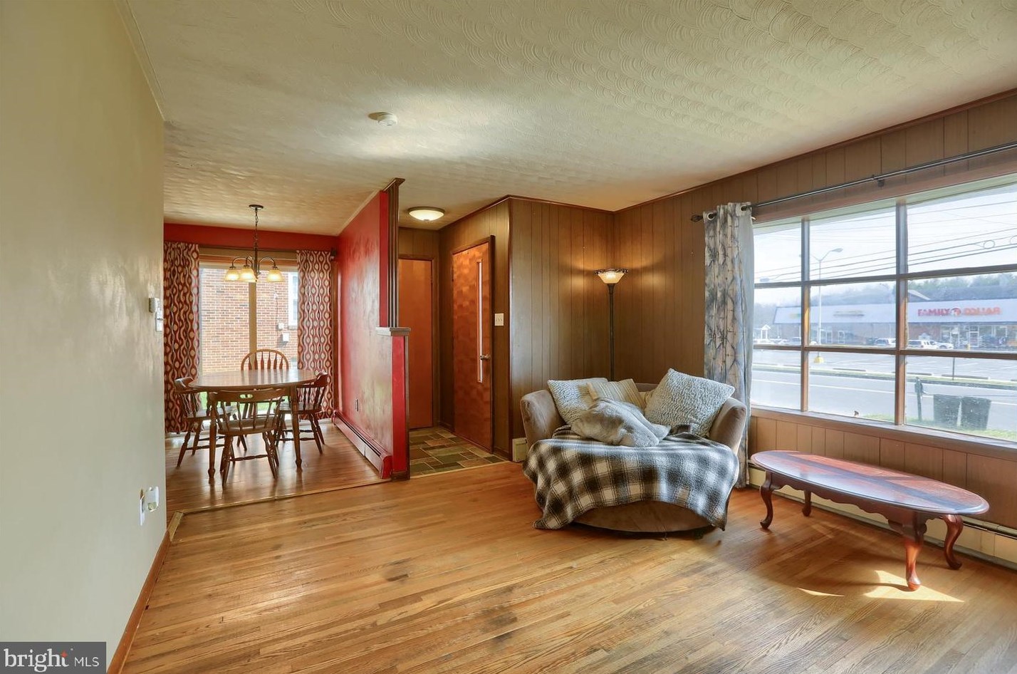 425 King St, Littlestown PA  17340-1619 exterior