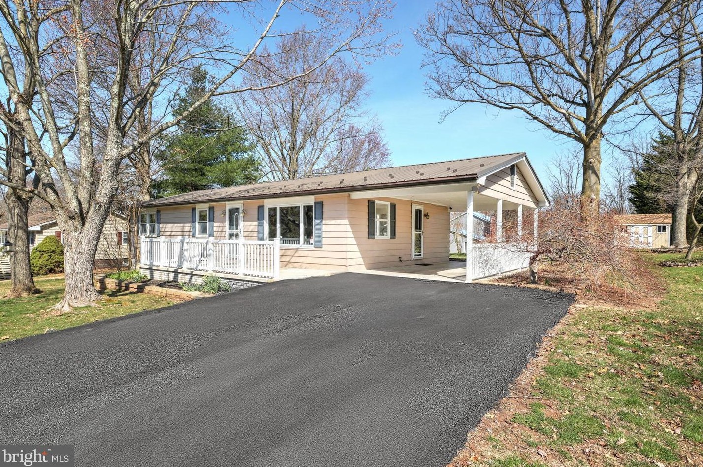 11 Snow Bird Trail, Charnita, PA 17320