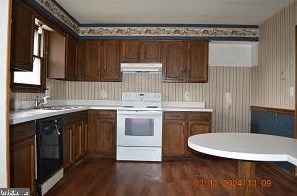 317 Parkway Dr, Littlestown PA 17340-1327 exterior