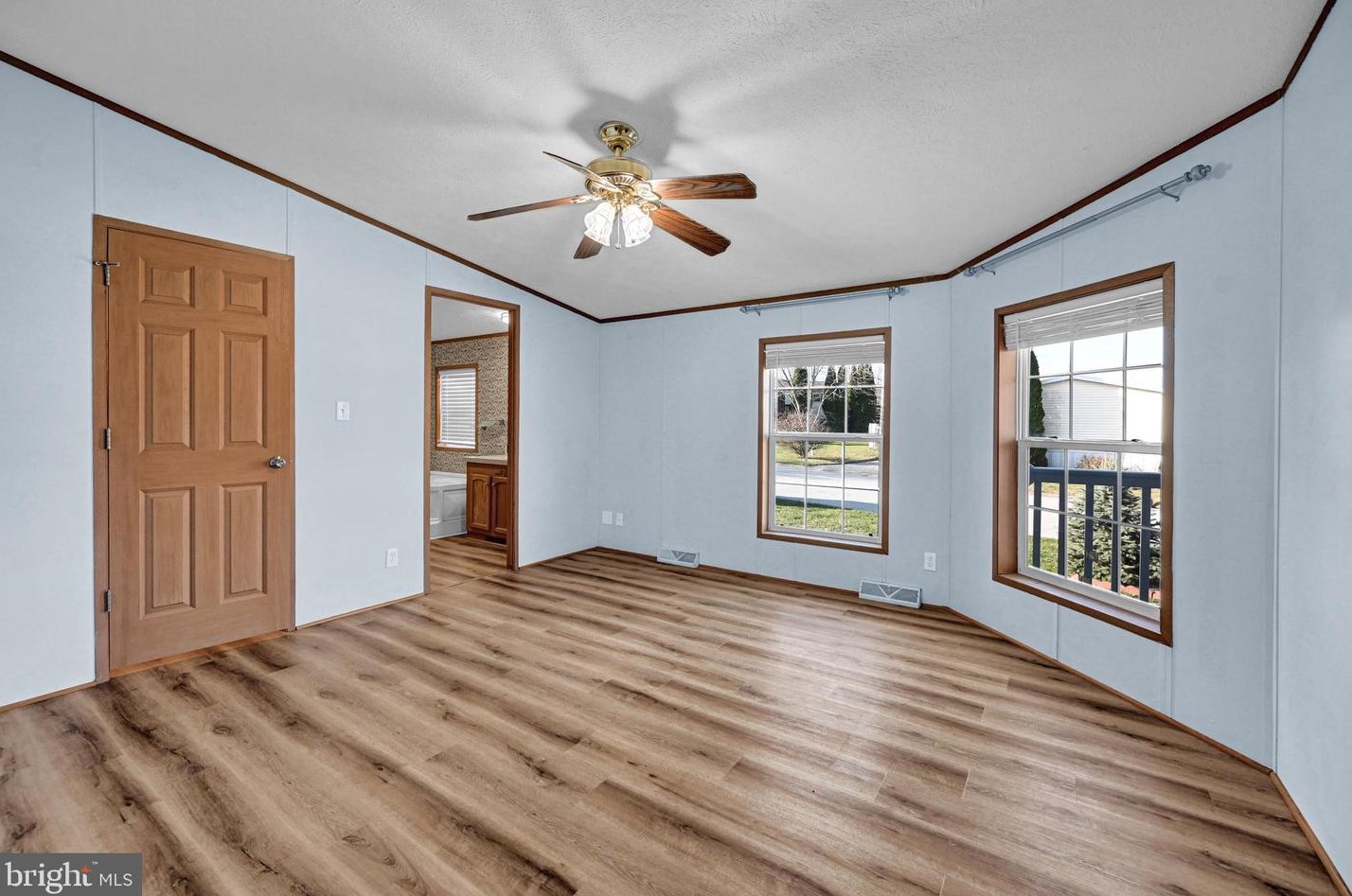 135 Raptor Dr, Hanover PA  17331-8108 exterior