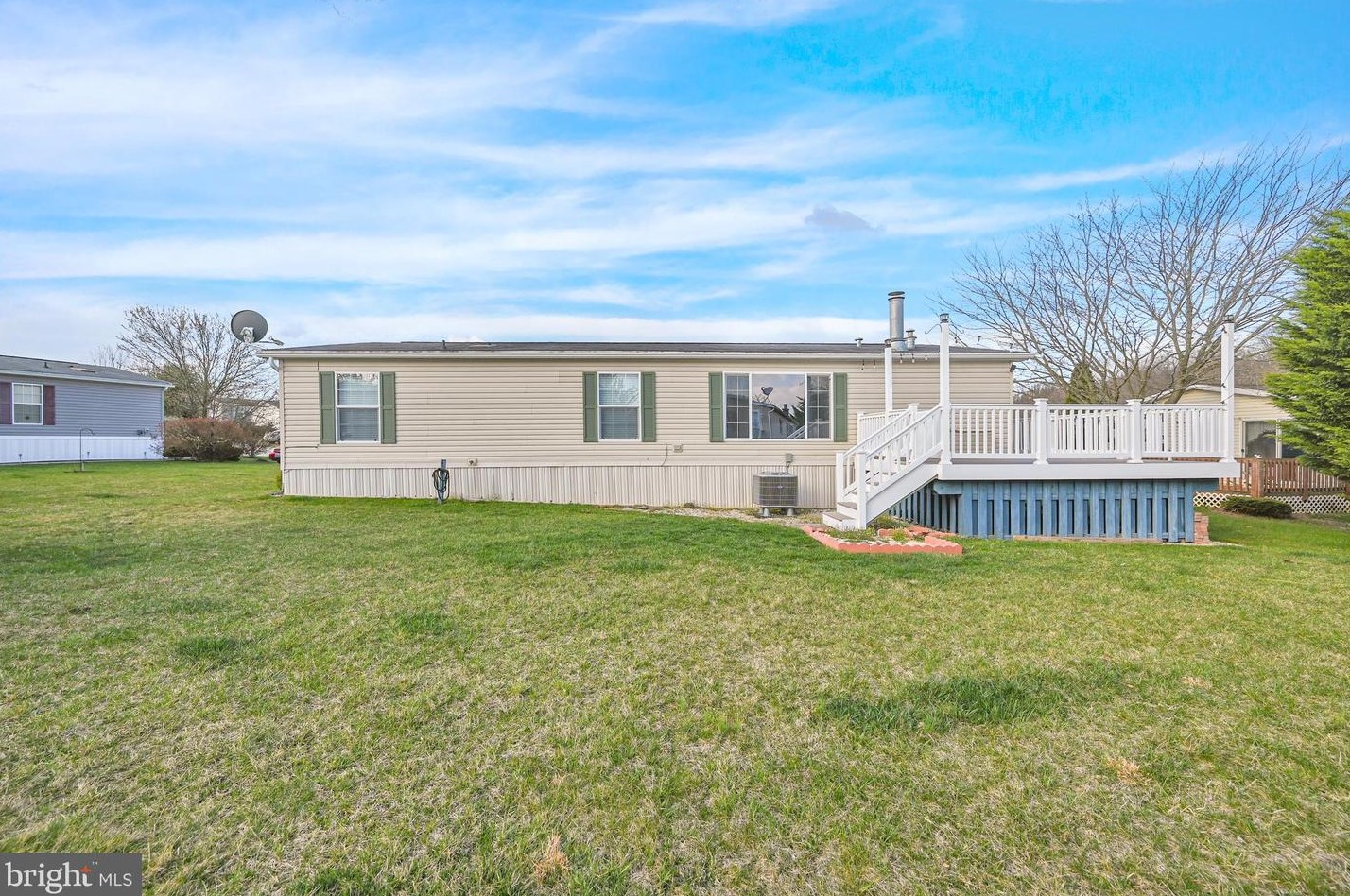 135 Raptor Dr, Hanover PA  17331-8108 exterior