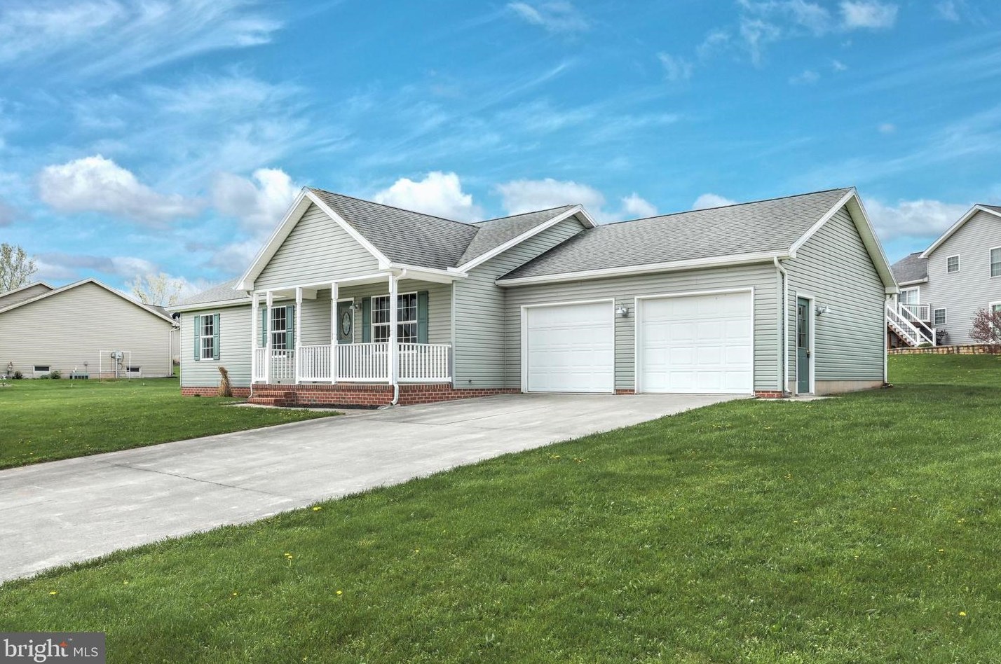 165 Branch Cir, East Berlin, PA 17316