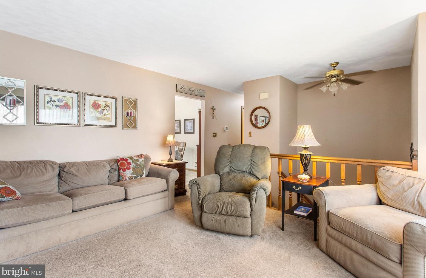 231 Lincoln Dr, Hanover PA 17331-4906 exterior