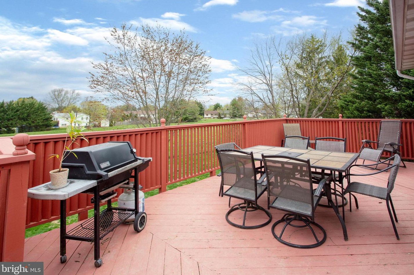 231 Lincoln Dr, Hanover PA 17331-4906 exterior