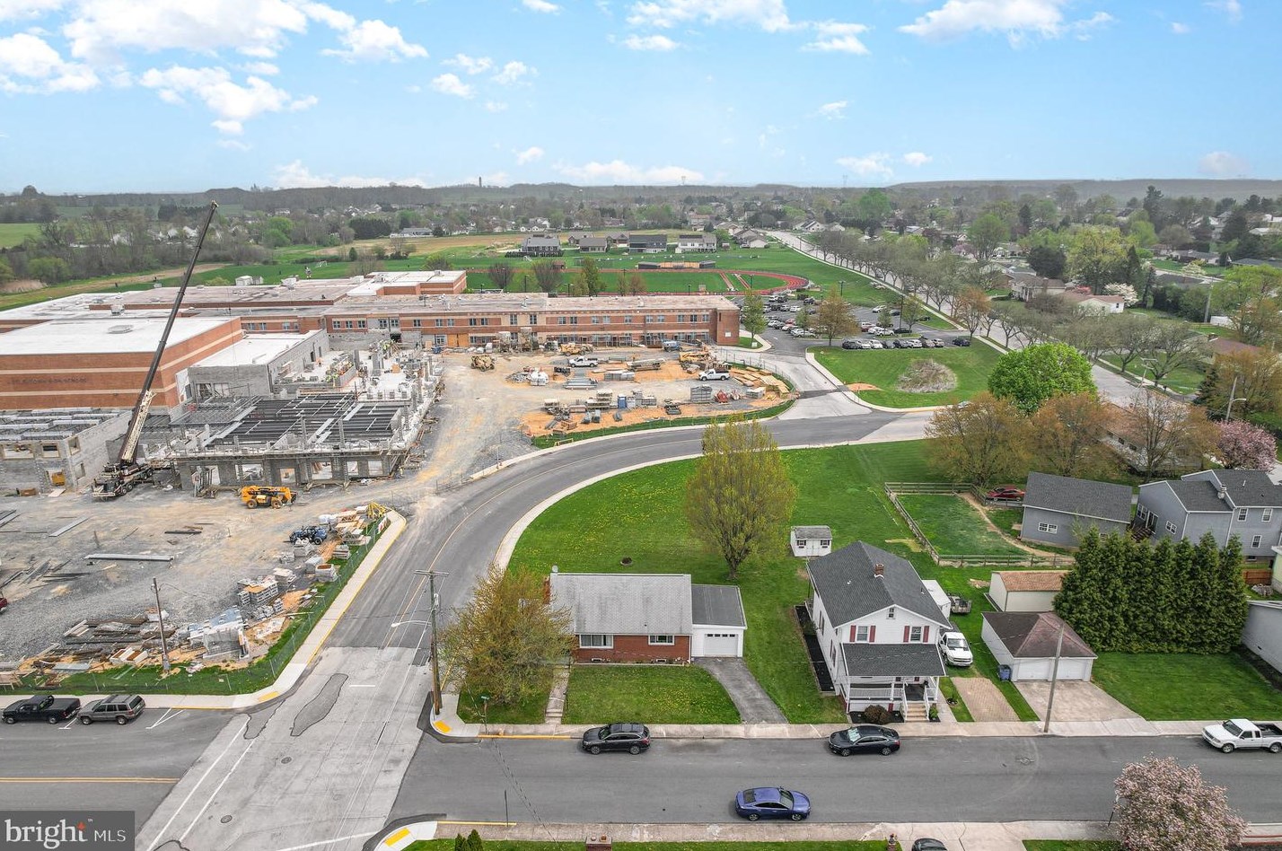 97 Park Ave, Littlestown PA 17340-1328 exterior