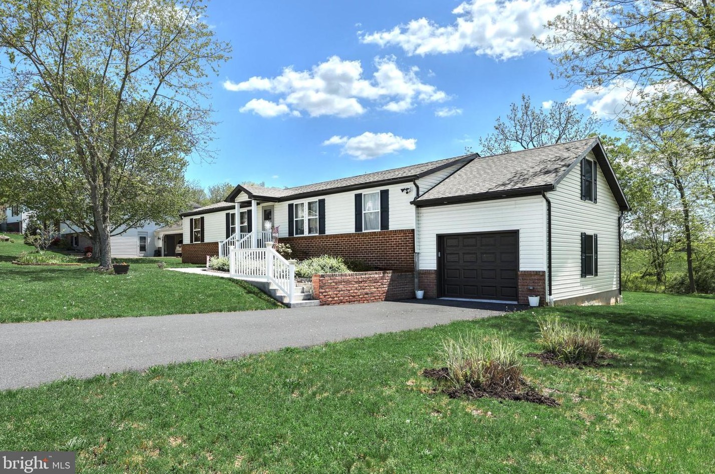 76 White Run Ln, Gettysburg, PA 17325-7025