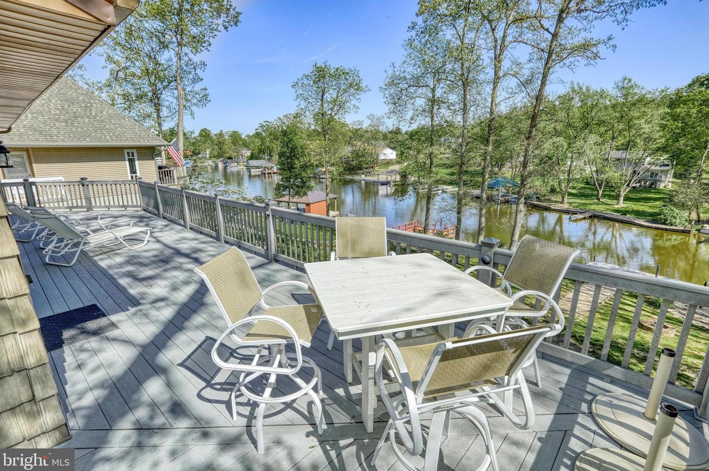 278 Lake Meade Dr, East Berlin PA  17316-9372 exterior