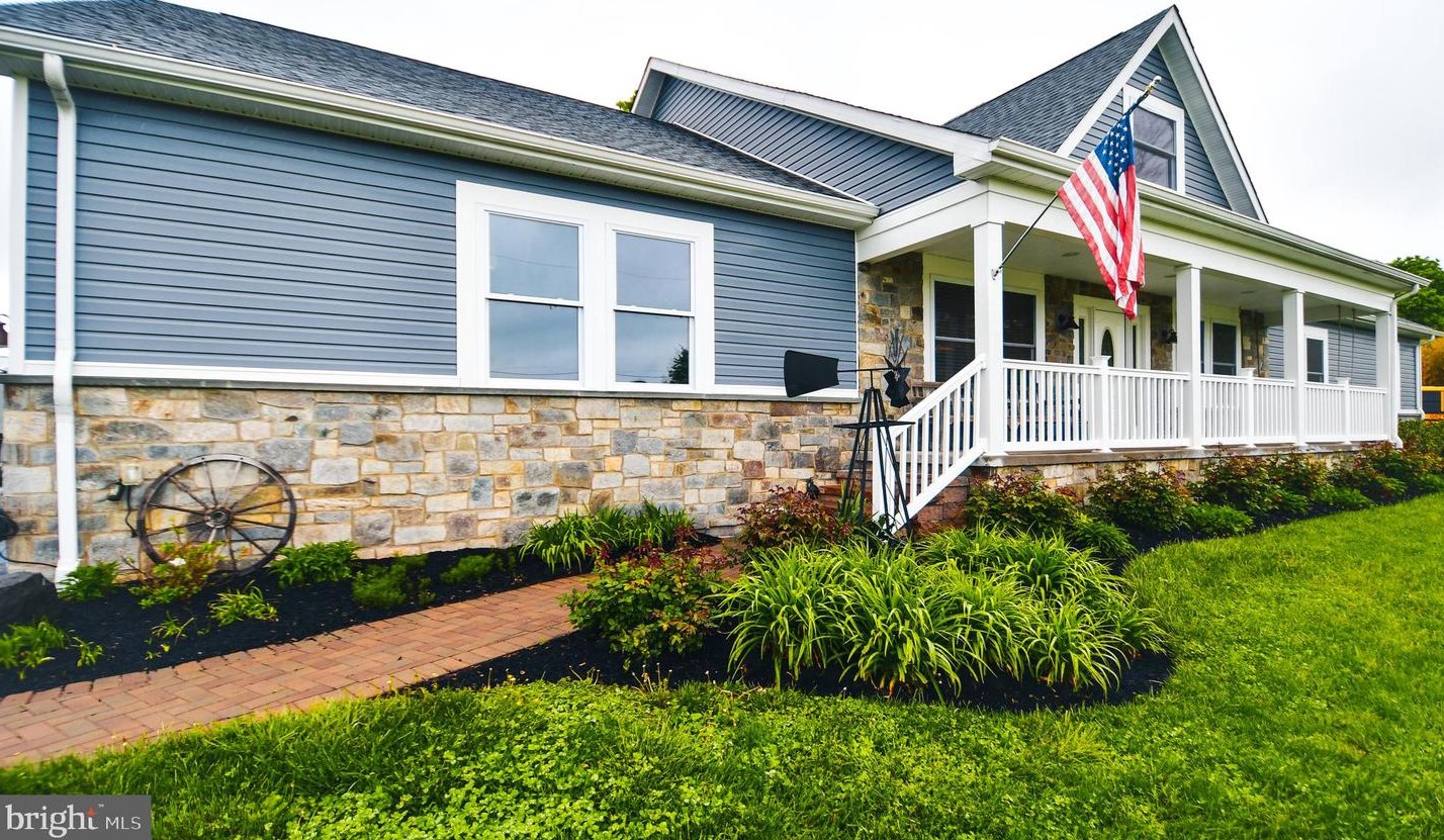 235 Barlow Rd, Gettysburg, PA 17325-8653