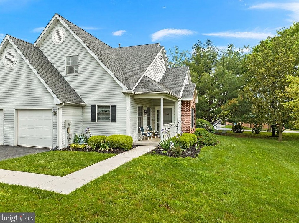 57 Hunters Trl, Gettysburg, PA 17325-8469