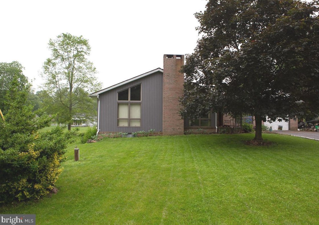 2 Sunshine Trail, Charnita, PA 17320