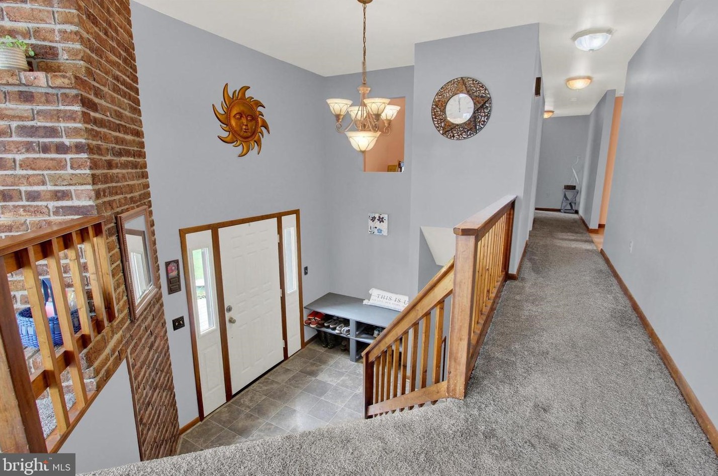 702 Heritage Dr, Gettysburg PA  17325-8977 exterior