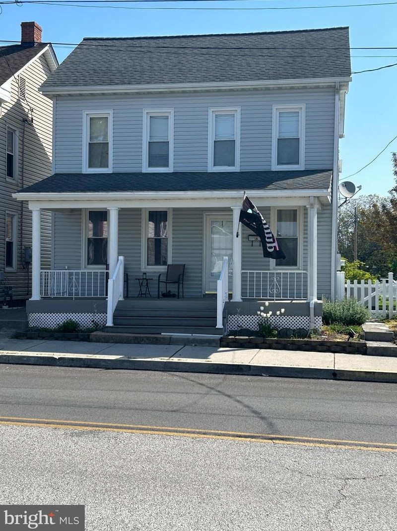 18 4th St, Mcsherrystown, PA 17344-1801