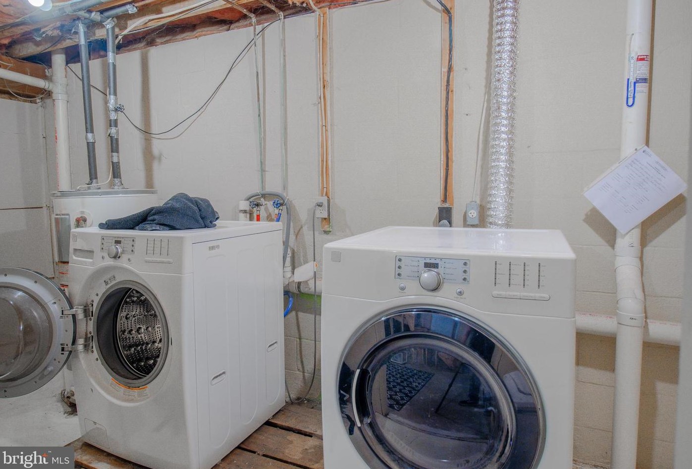 23 Conewago Dr, Hanover PA 17331-8961 exterior