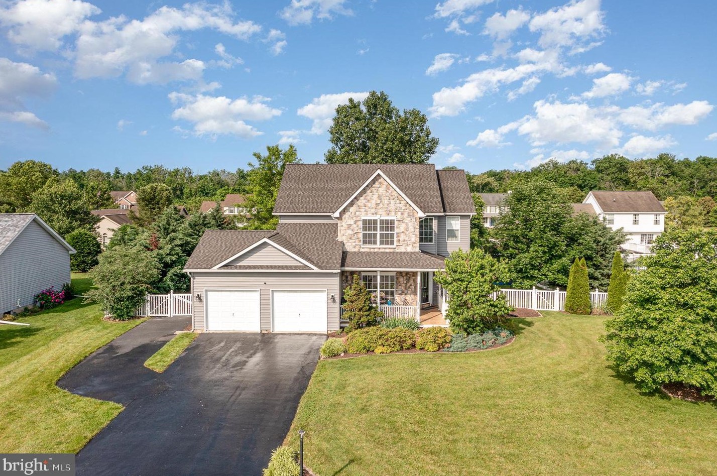 132 Allwood Dr, Hanover, PA 17331-7838