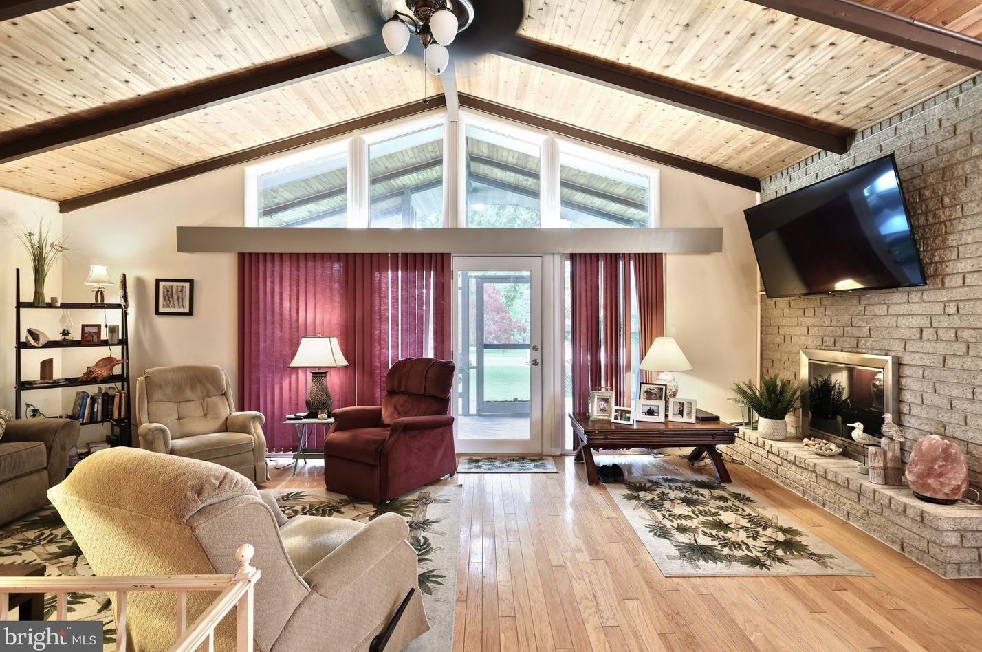 1024 Burnside Dr, Gettysburg, PA 17325-8974
