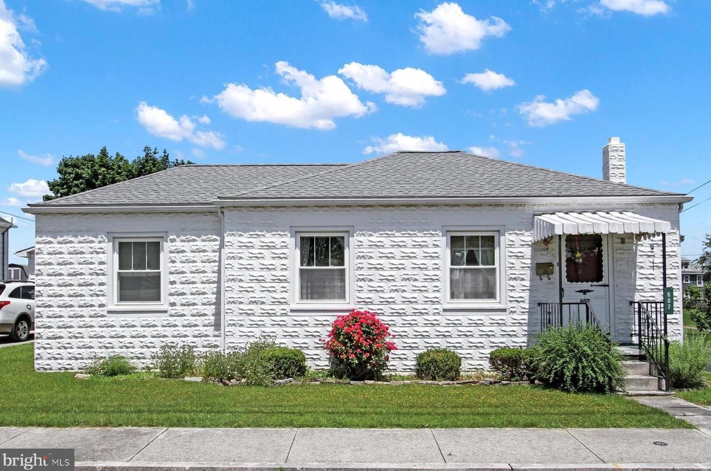 607 Maple Ave, Hanover, PA 17331-4625