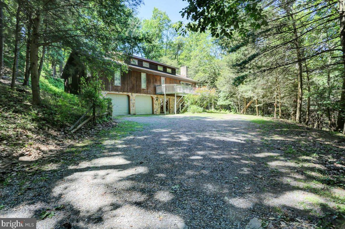 30 White Pine Dr, Orrtanna, PA 17353-9608