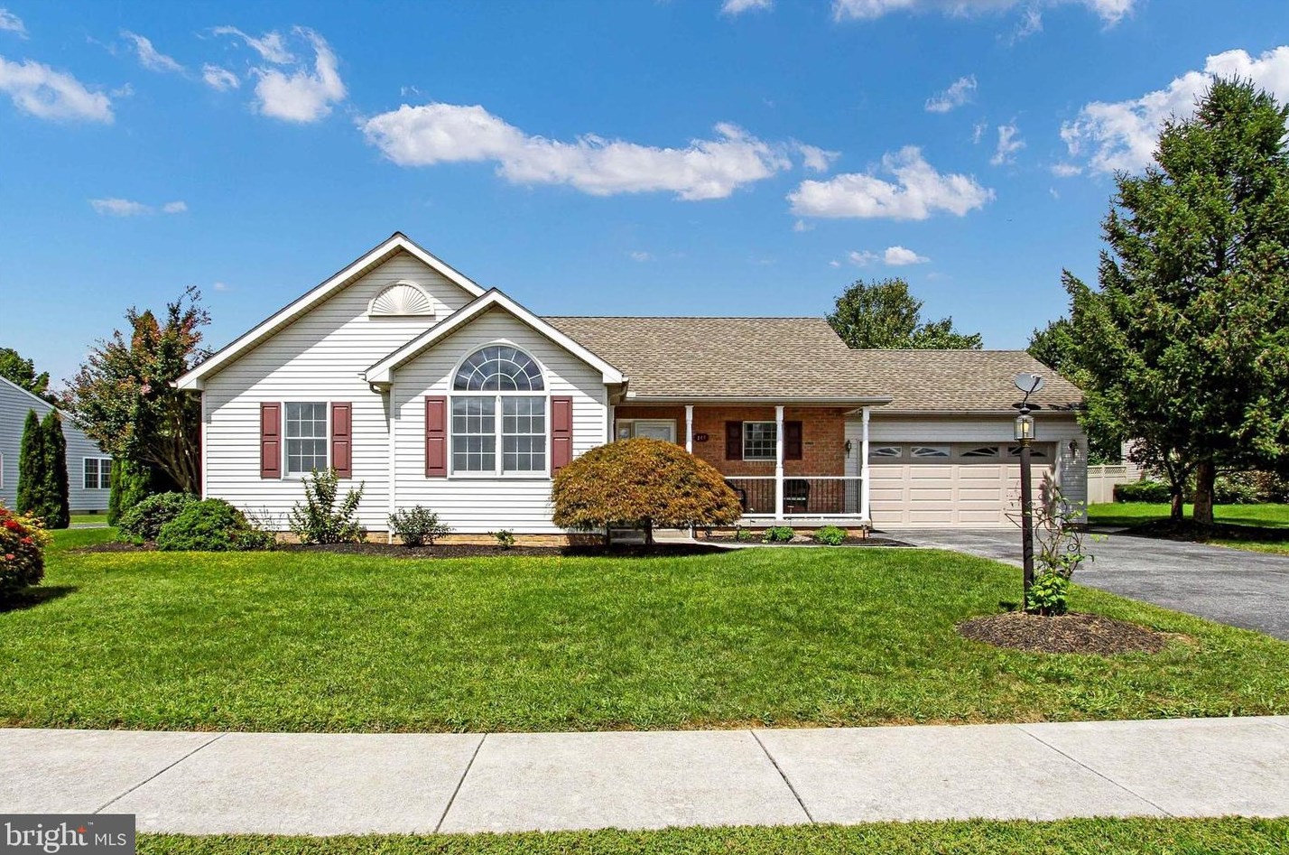 144 Lynx Dr, Hanover, PA 17331