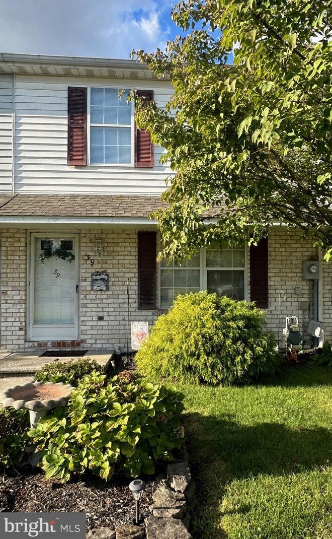 39 Conewago Dr, Hanover, PA 17331