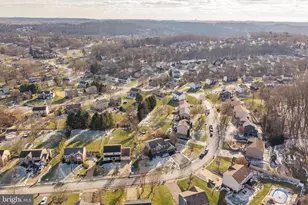 1233 Woodhill Dr, Gibsonia, PA 15044 - Photo 52