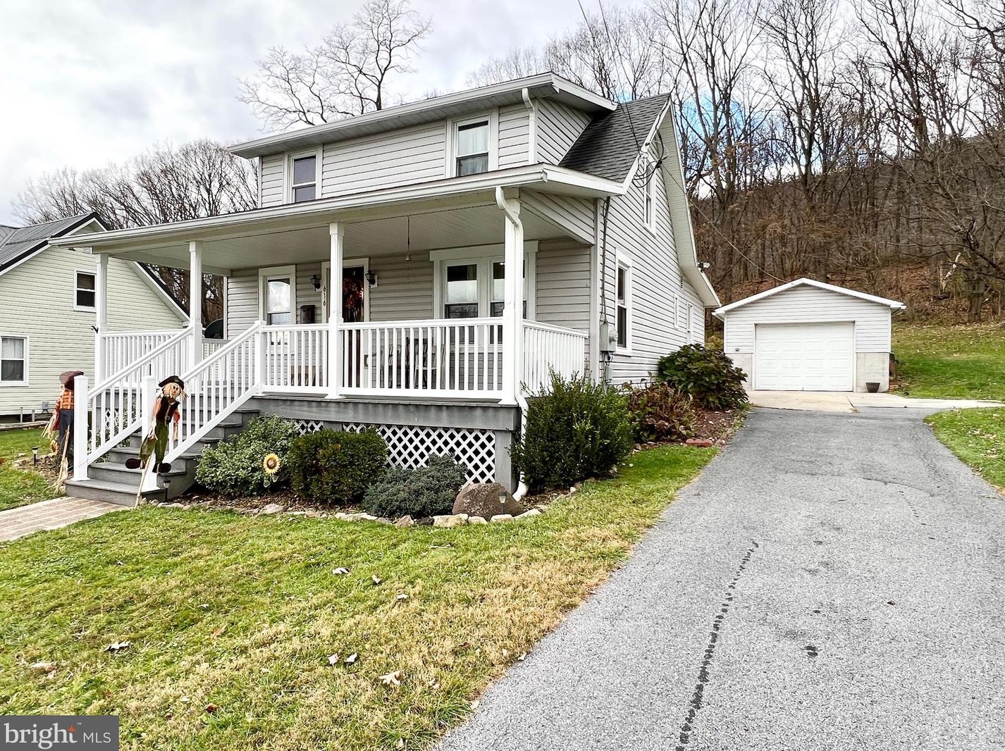 616 West St, Everett, PA 15537-1051
