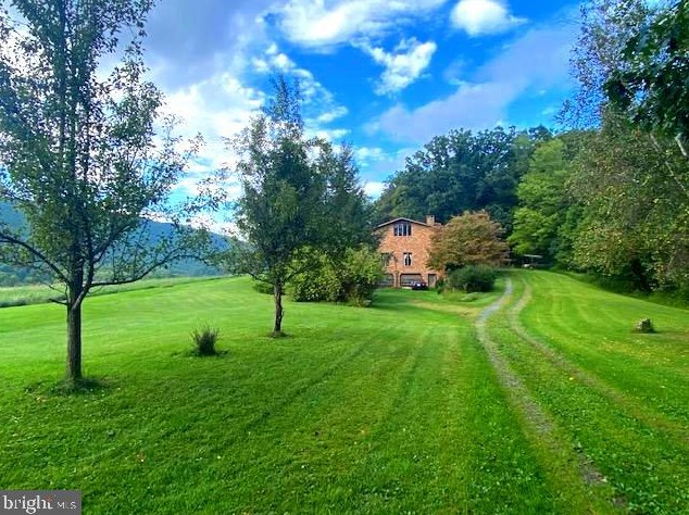 8618 Black Valley Rd, Everett, PA 15537