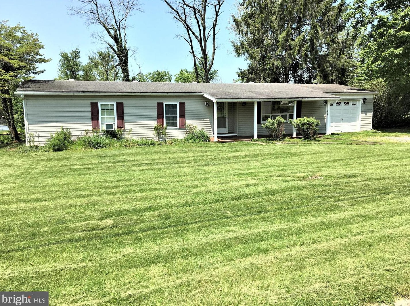 148 Smithfield, Bedford, PA 15522