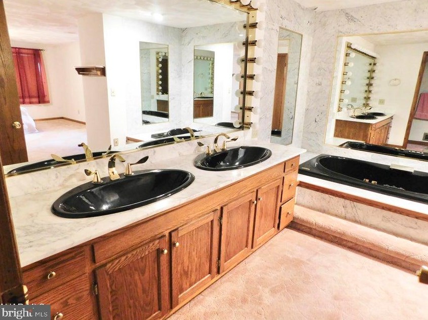 9617 William Penn Rd, Saint Clairsville PA  16667-9366 exterior