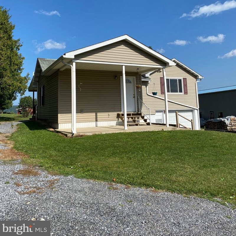 120 Sunset Ln, Bedford, PA 15522-7604
