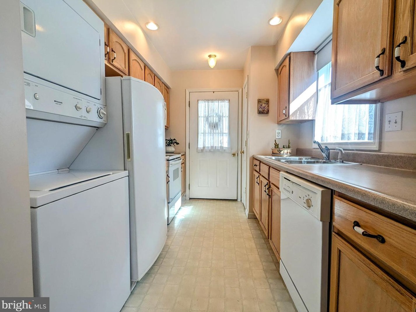 741 Juliana St, Bedford PA  15522-1929 exterior