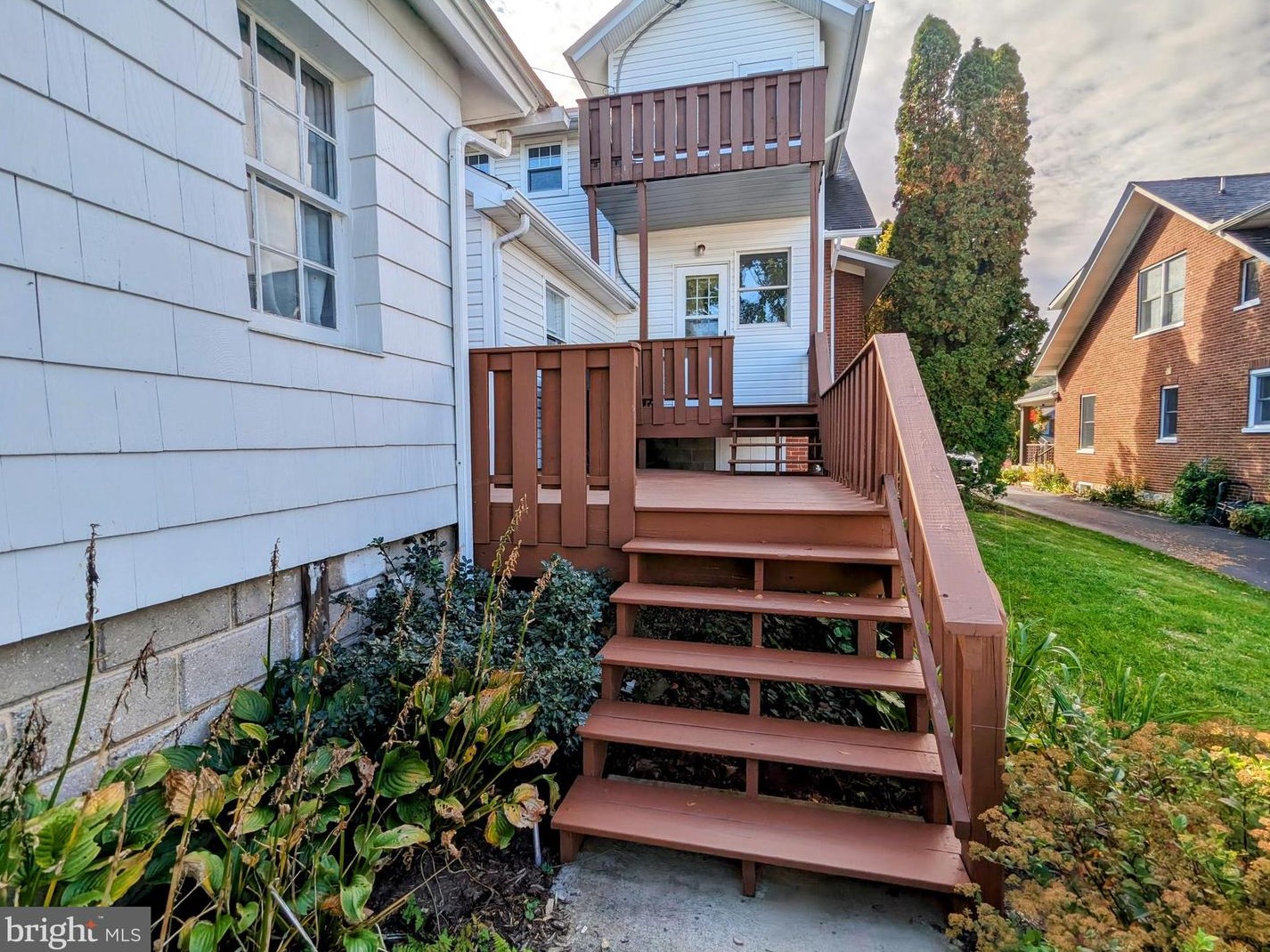 741 Juliana St, Bedford PA  15522-1929 exterior