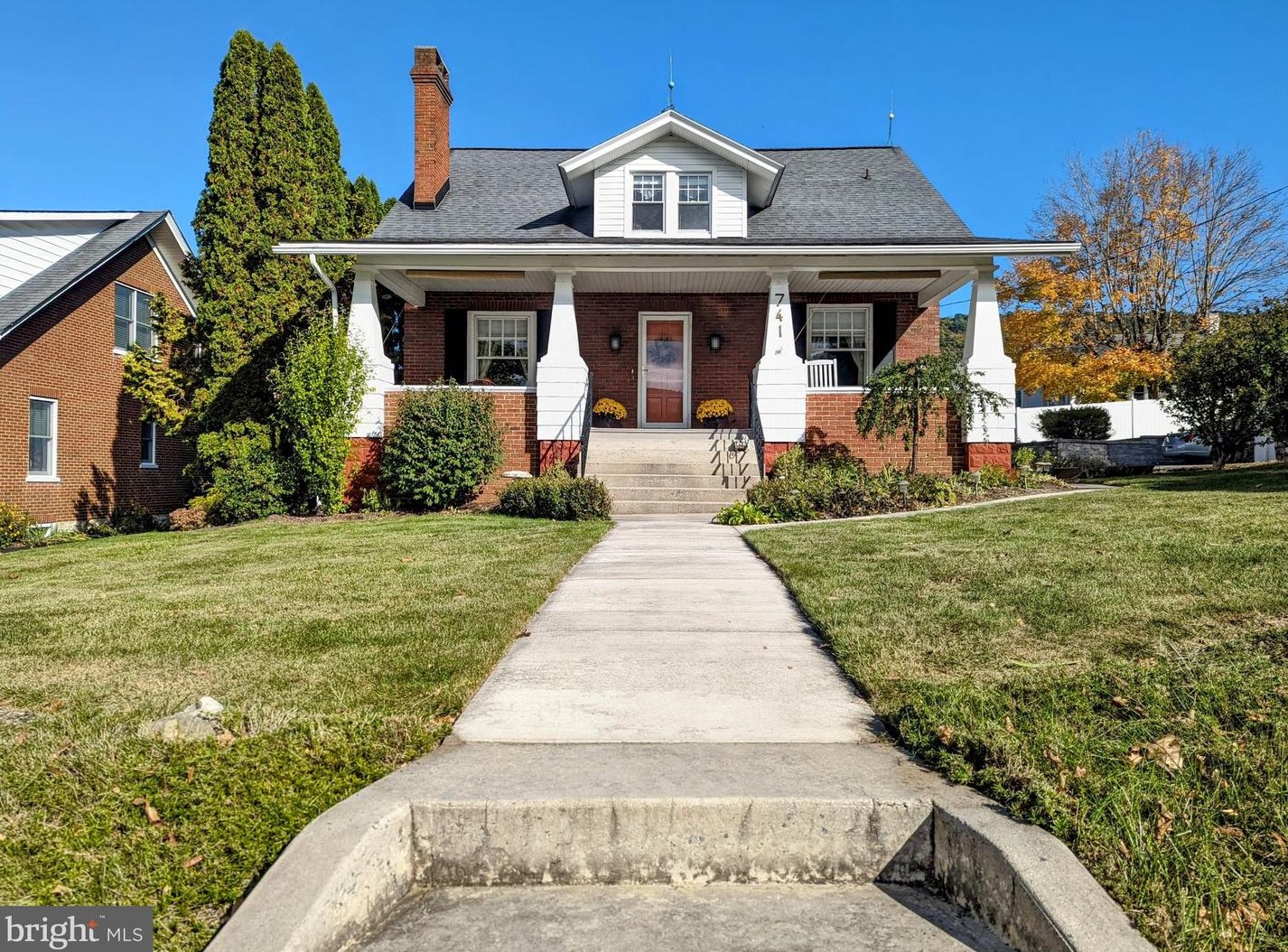741 Juliana St, Bedford PA  15522-1929 exterior
