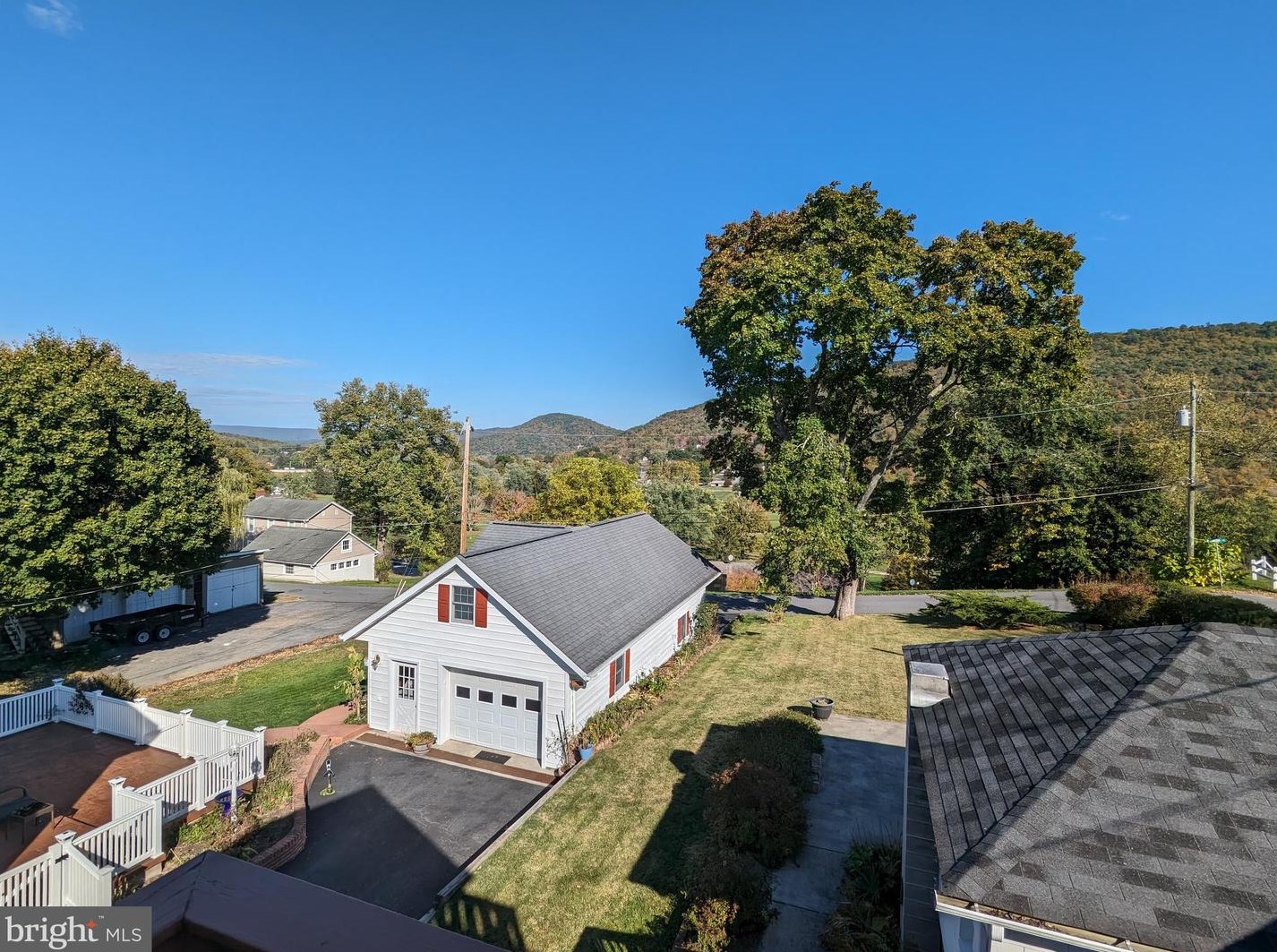 741 Juliana St, Bedford PA  15522-1929 exterior