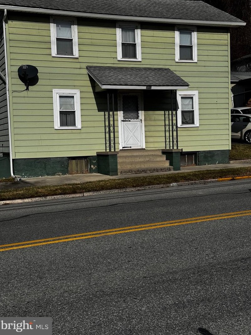 303 W Main St, Everett, PA 15537