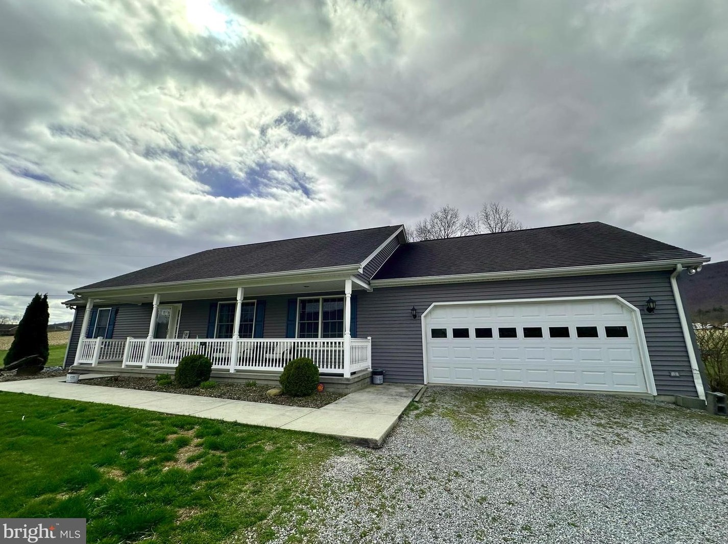 485 Woodbury Pike, Hopewell, PA 16650-7720