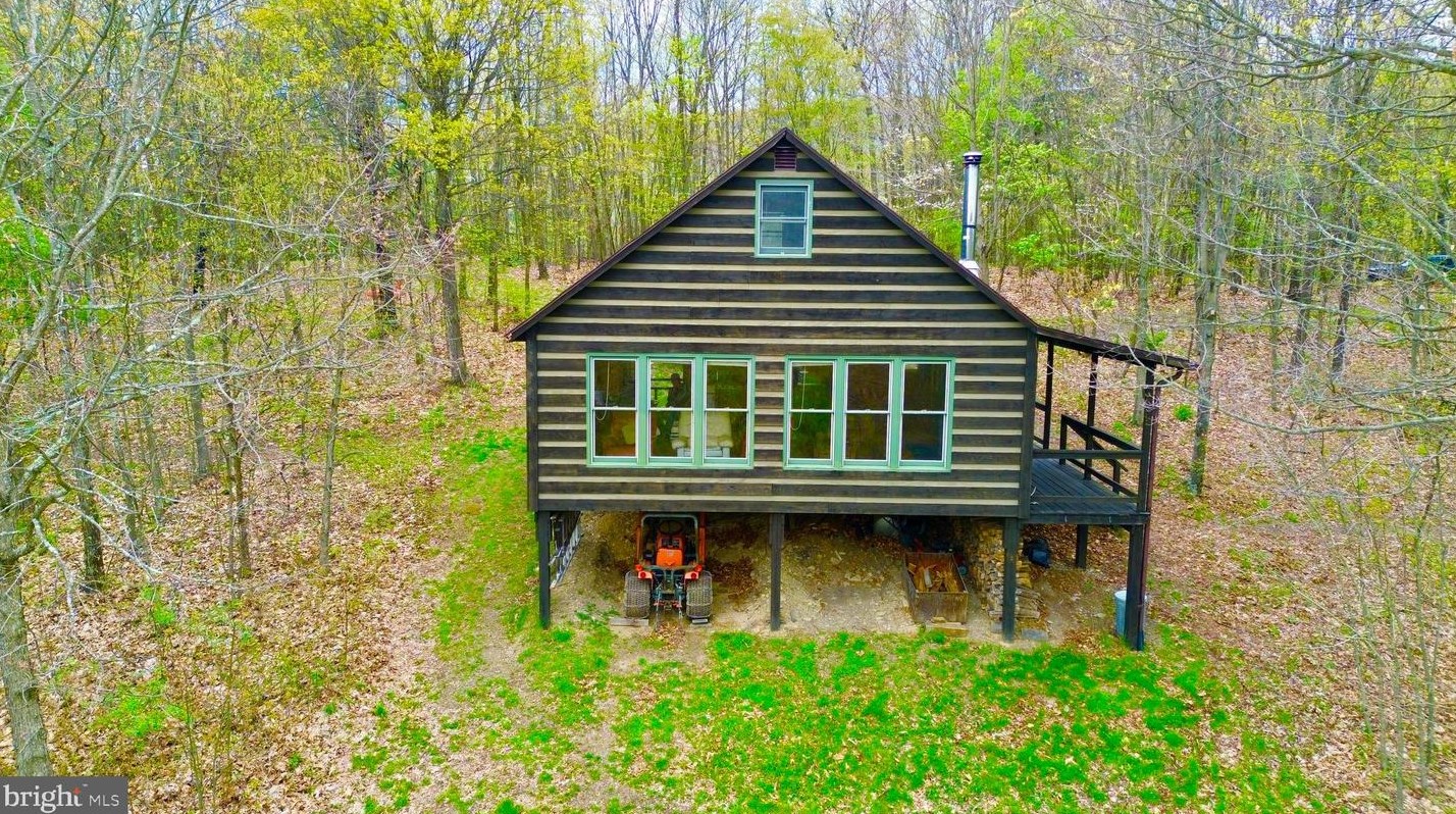500 Woodcock Valley Rd, Hopewell, PA 16650-8104