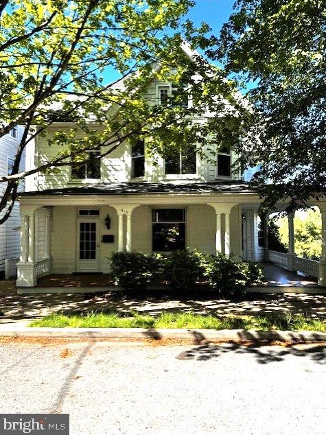 810 Church St, Saxton PA 16678-1211 exterior