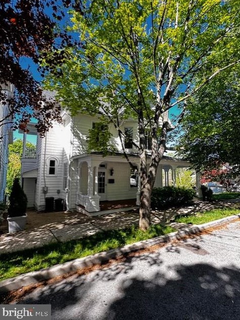 810 Church St, Saxton PA 16678-1211 exterior